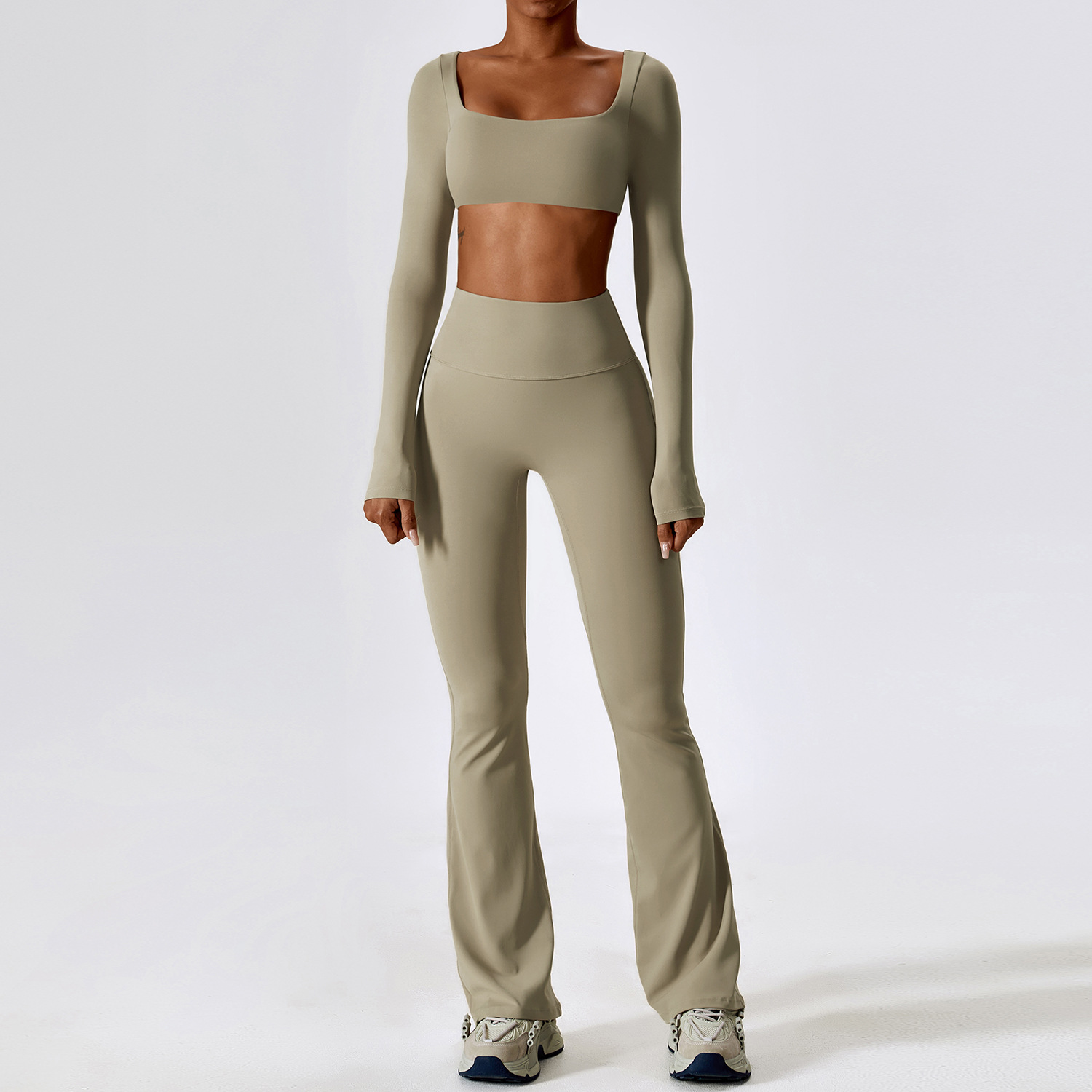 seamless activewear manufacturer