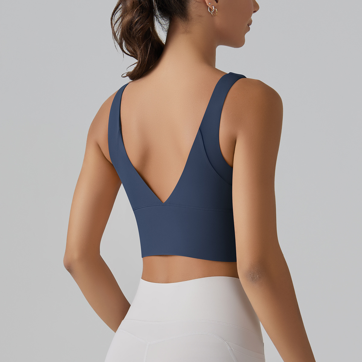 sports bra manufacturer