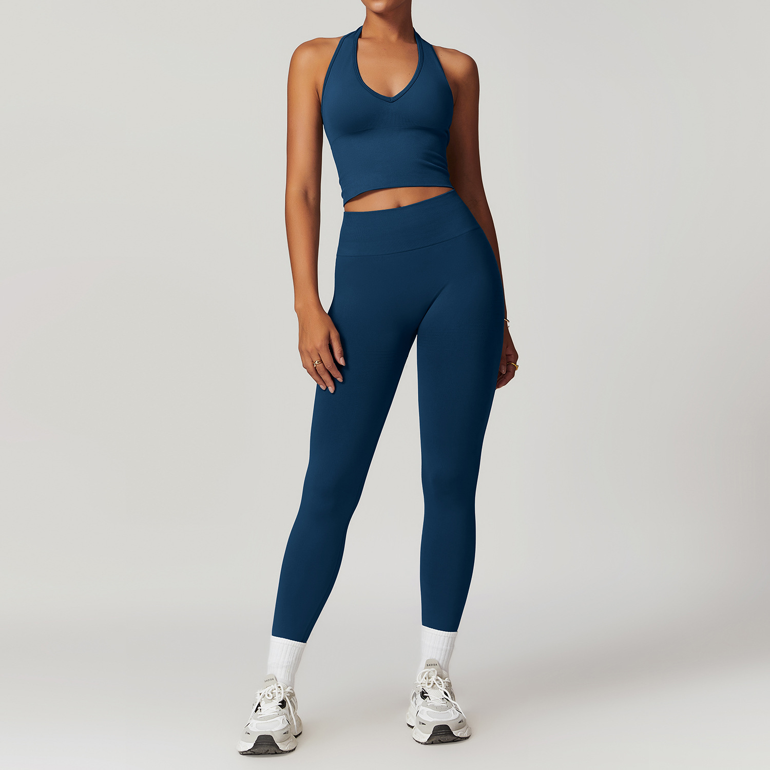 private label activewear manufacturers