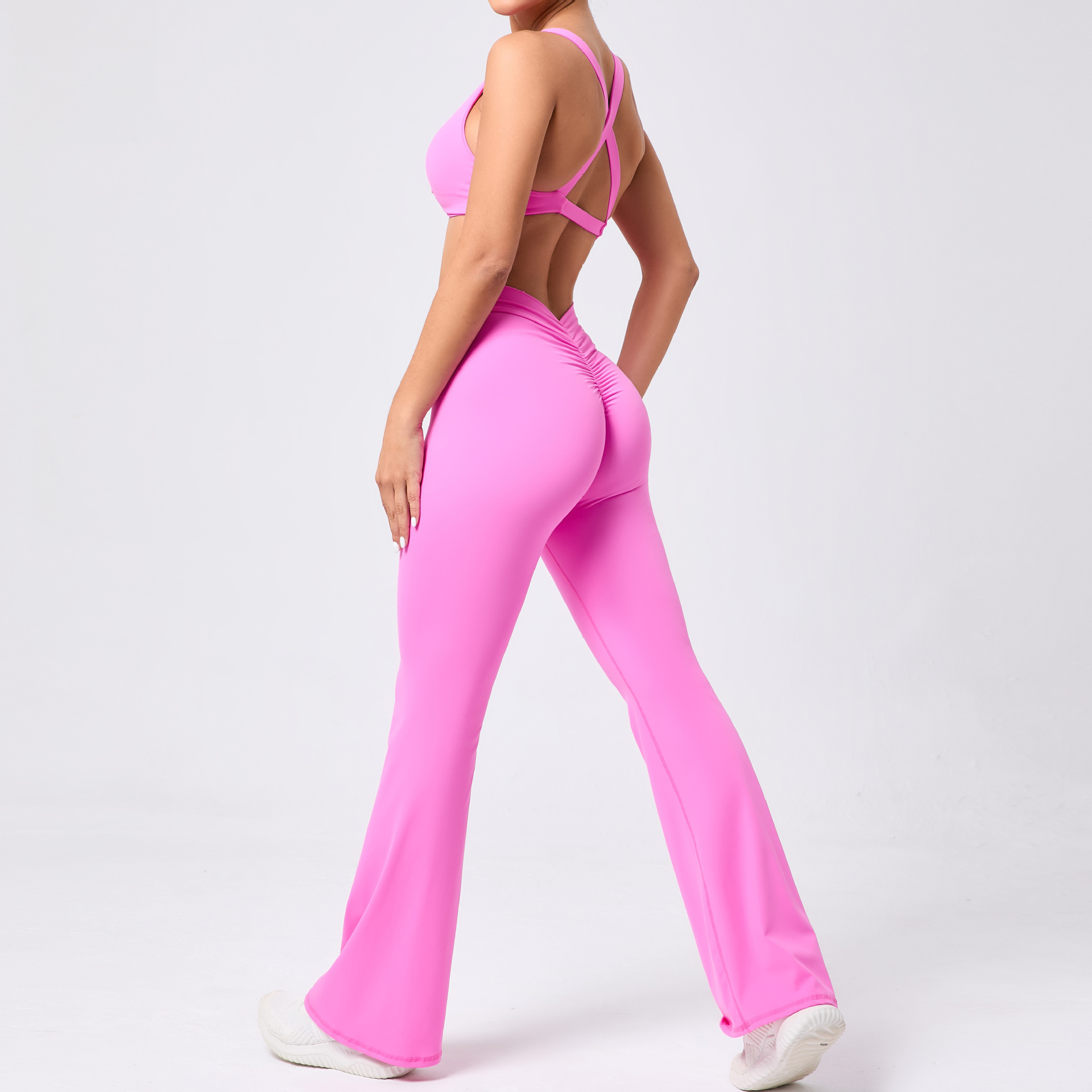 athletic wear manufacturers