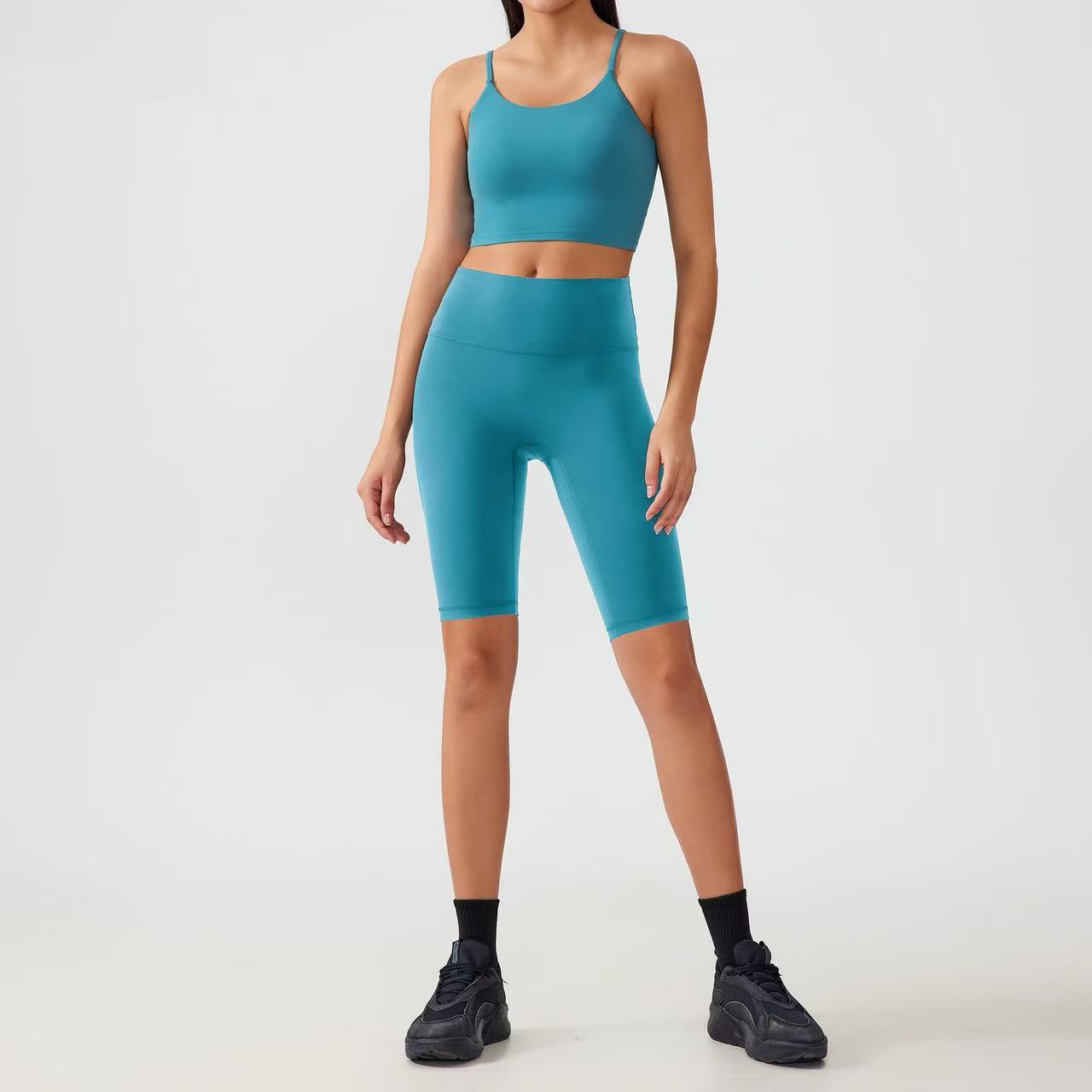 activewear distributors