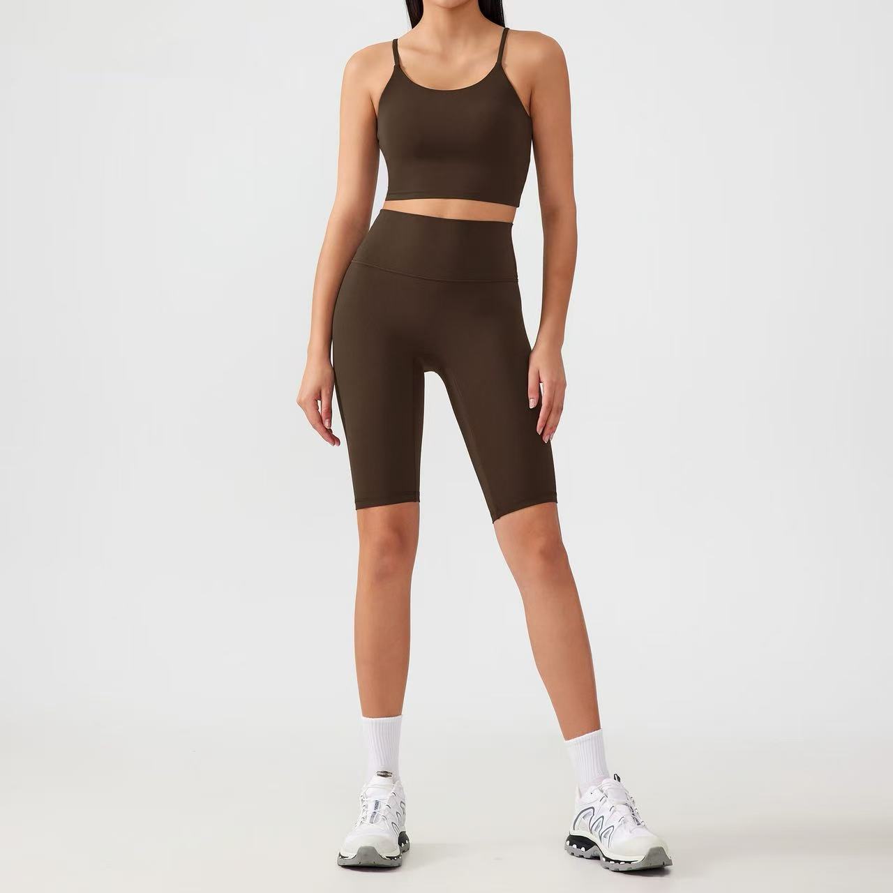 sports clothing manufacturers