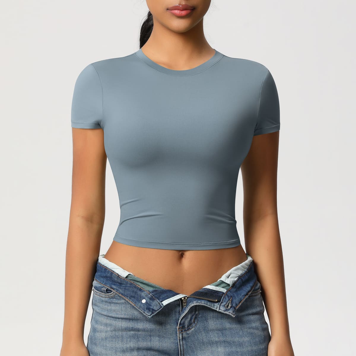 athletic clothing vendors