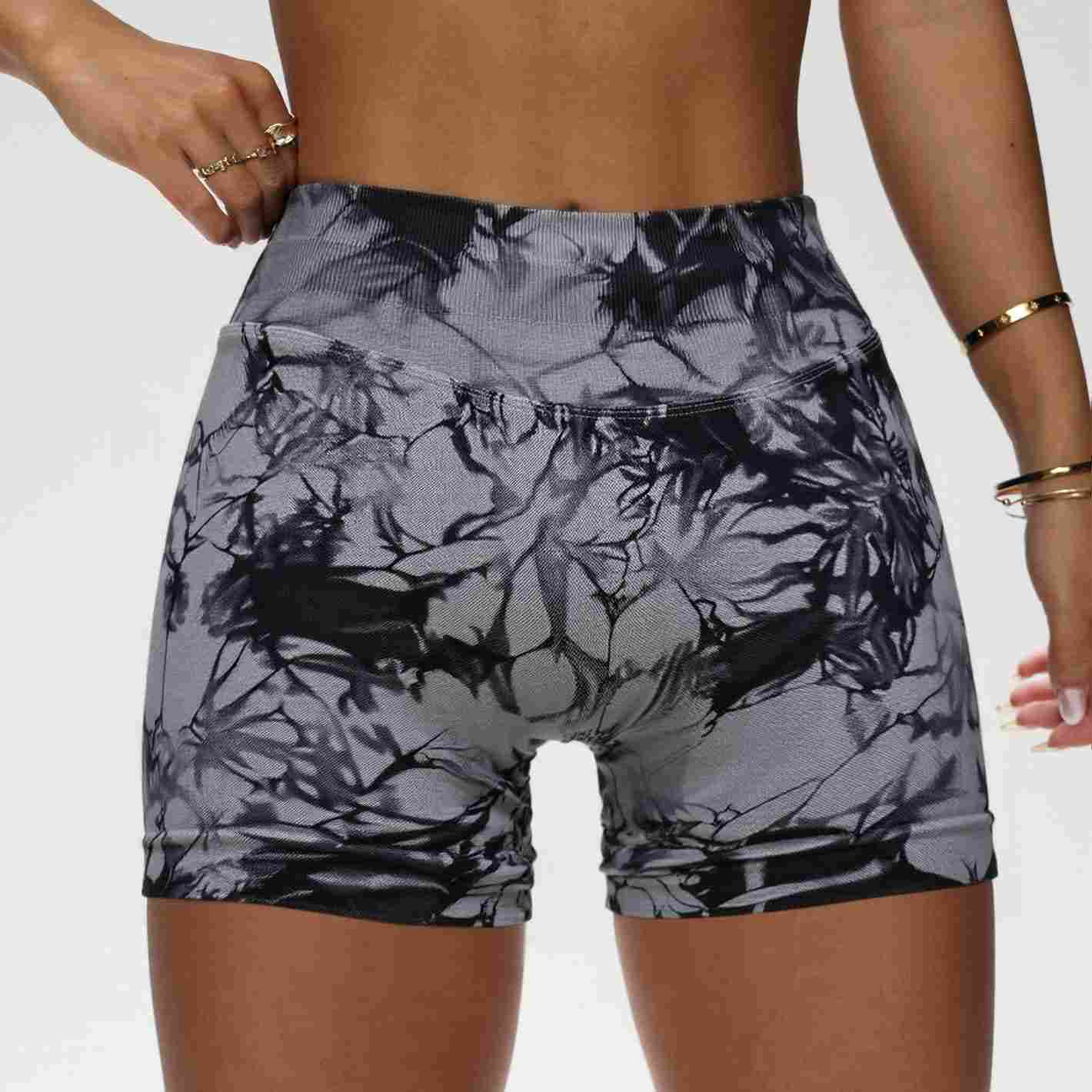 seamless shorts manufacturer