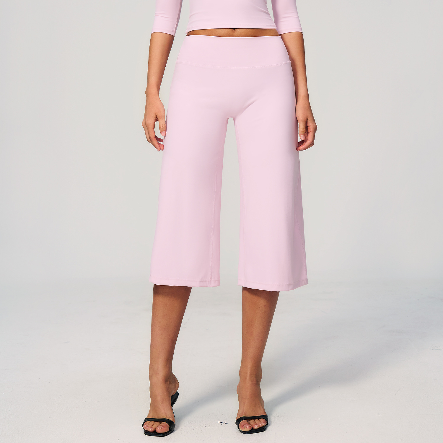 sports clothing manufacturers