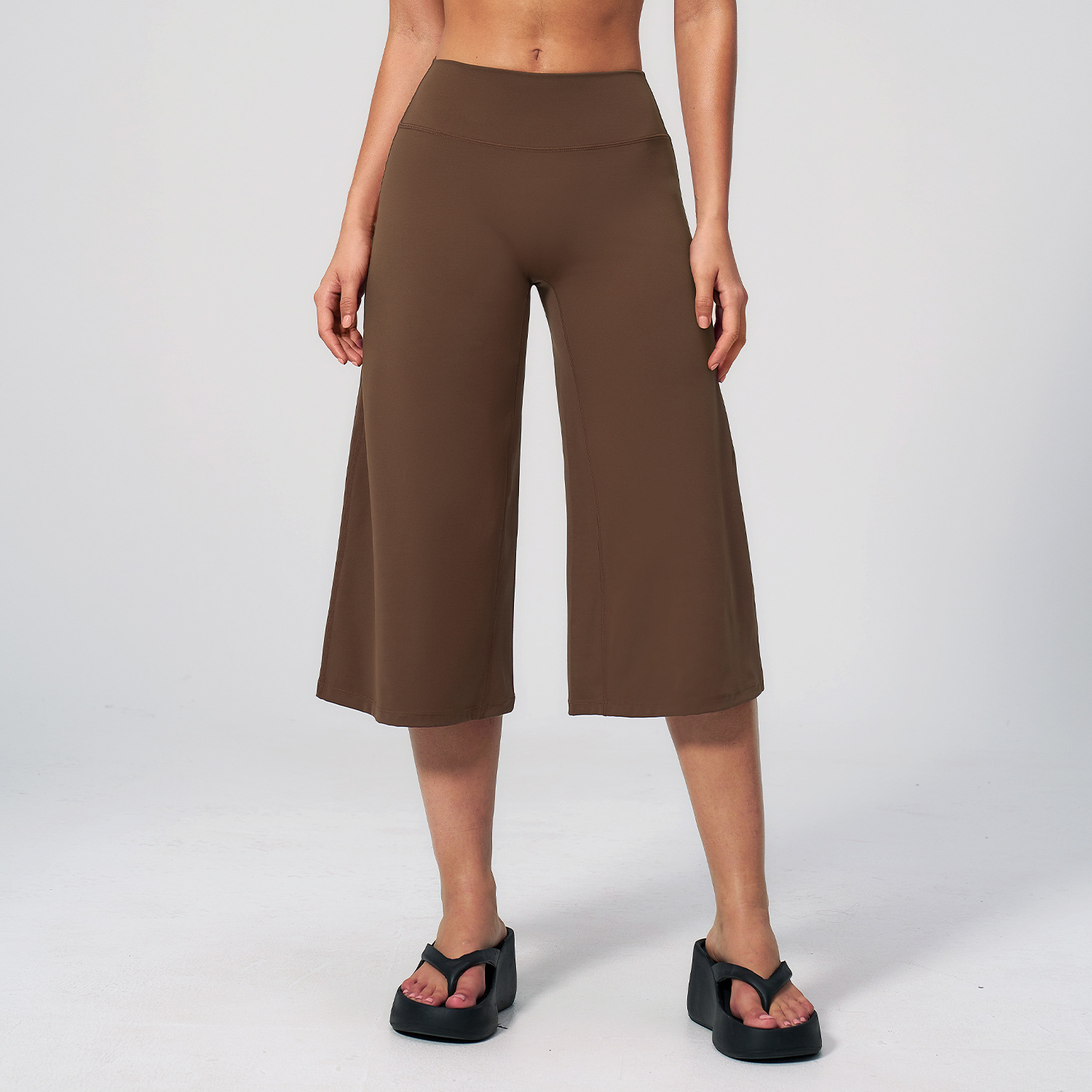 athletic clothing manufacturers