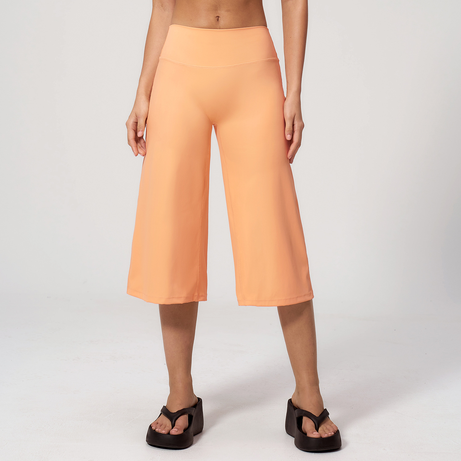 activewear distributors